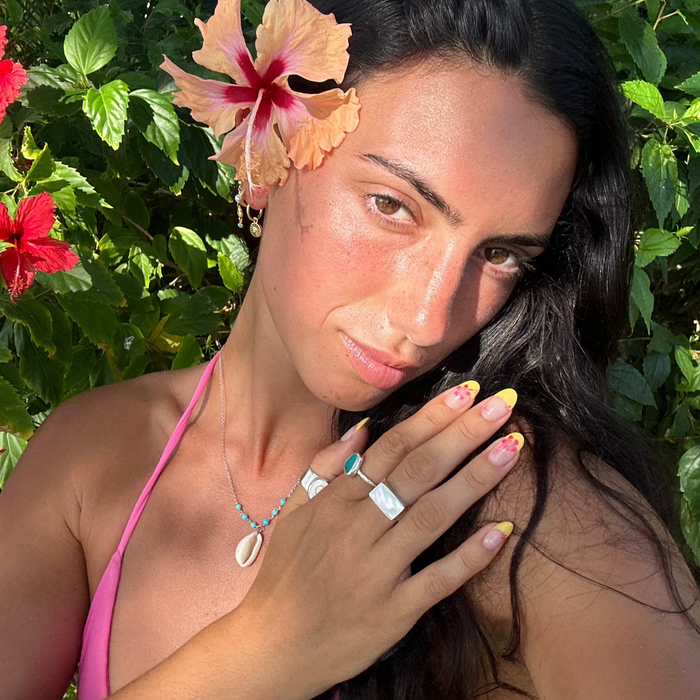 beach girl jewelry aesthetic