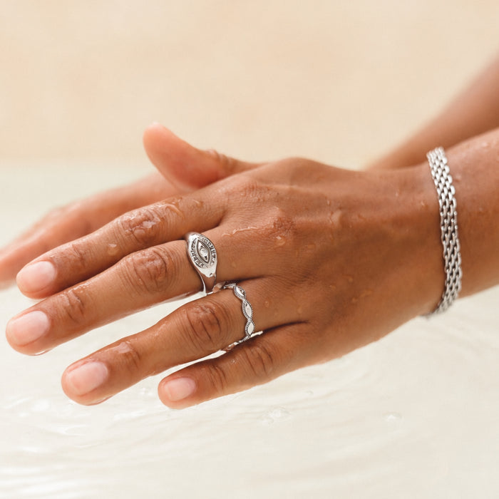 Silver Feminine Ring