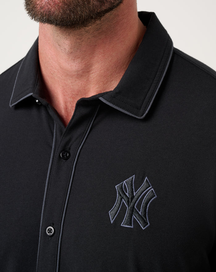 New York Yankees On The Field Button-Up