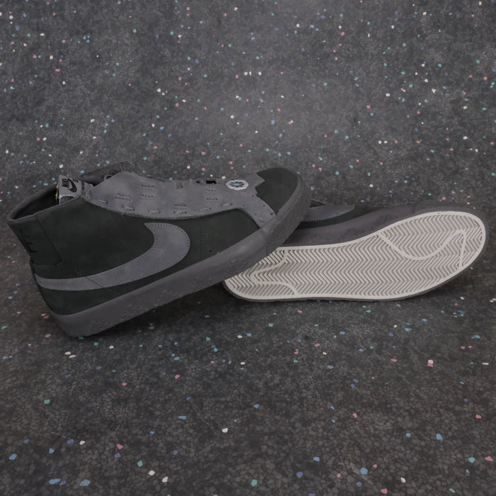 Nike SB Zoom Blazer Mid - Anthracite/DK Smoke Grey